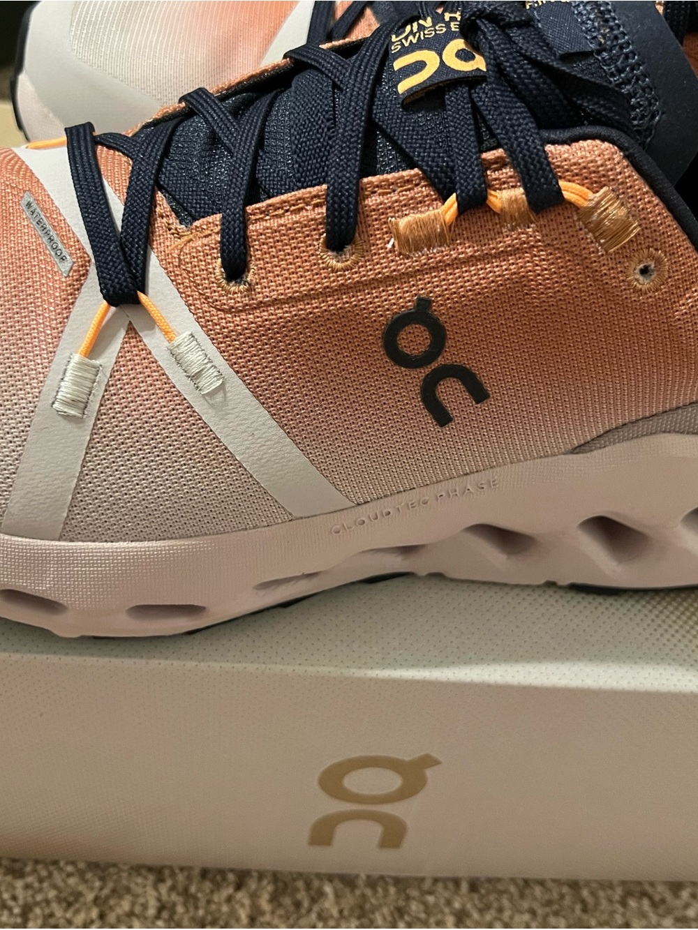 On Cloudsurfer Trail Waterproof Women’s Sneakers - Sandstone/Silver Size 8.5 - Picture 3 of 9